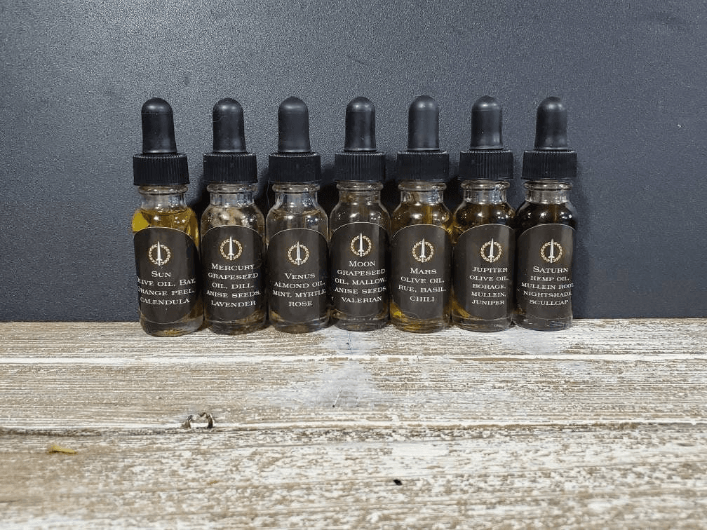 9 Planets Oil